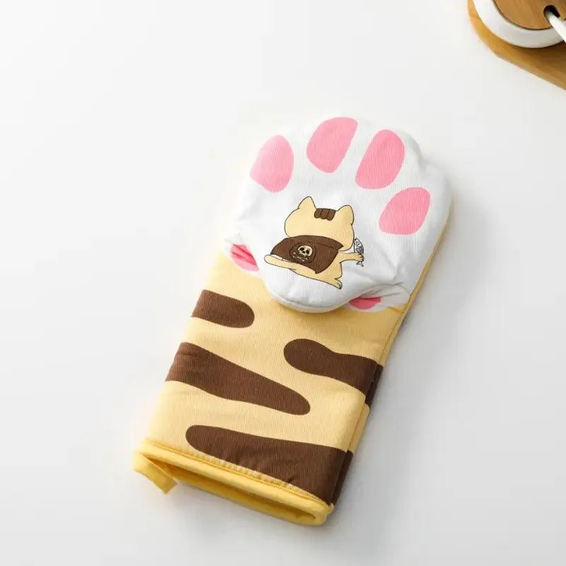Adorable Cat Paw Design Cooking Glove for Baking Enthusiasts