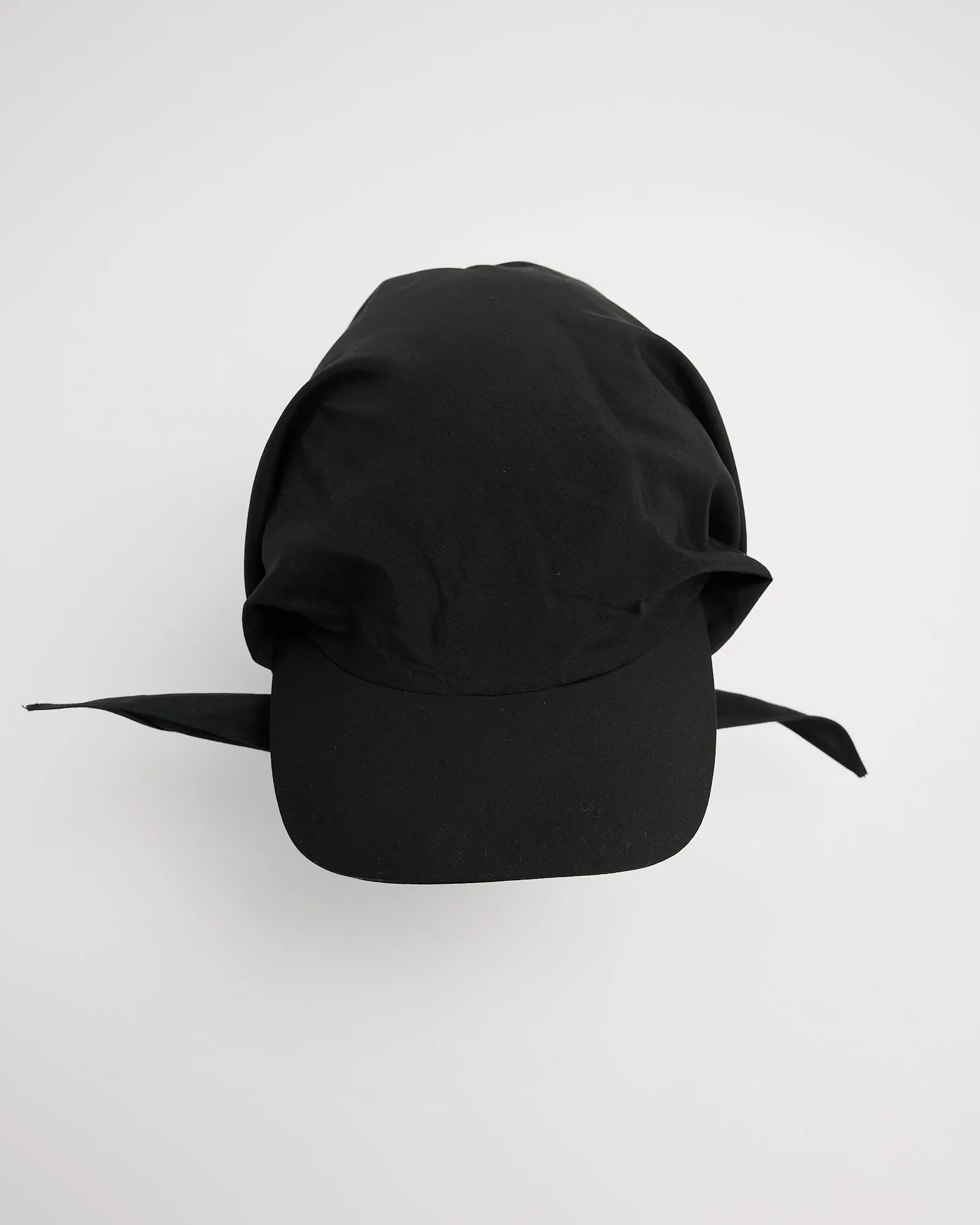 Brimmed Swim Scarf in Black