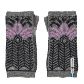 Fager Pattern Swedish Wrist Warmers