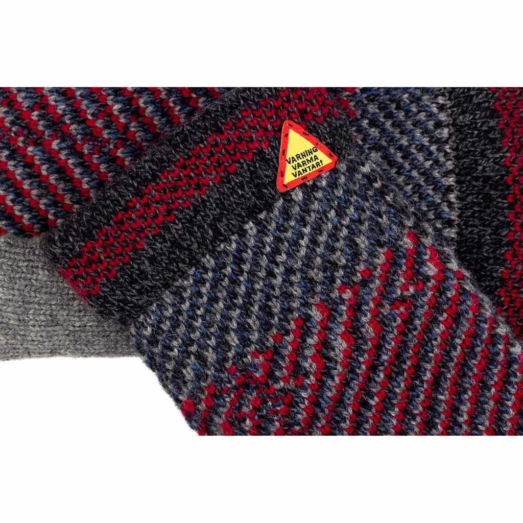 Futhark Thorbjörg Mittens