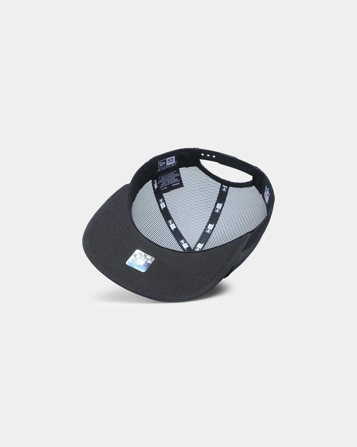 New Era Las Vegas Raiders Trucker Golfer Snapback Black/Black