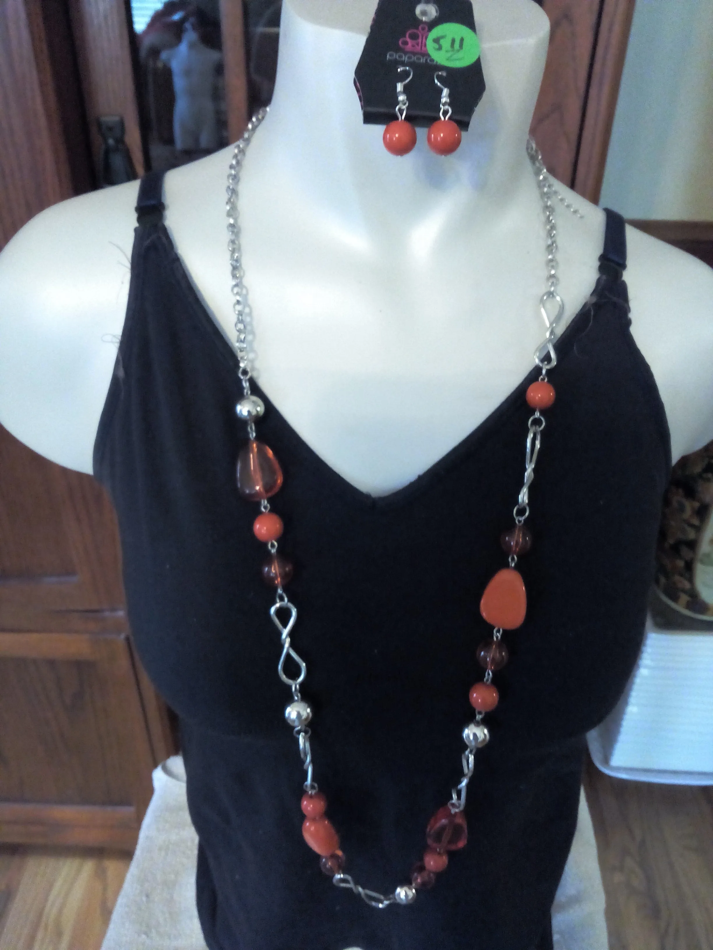 Orange Vintage Buttons Ladies T-Shirt with Black & Orange Leopard Scarf plus Necklace Set