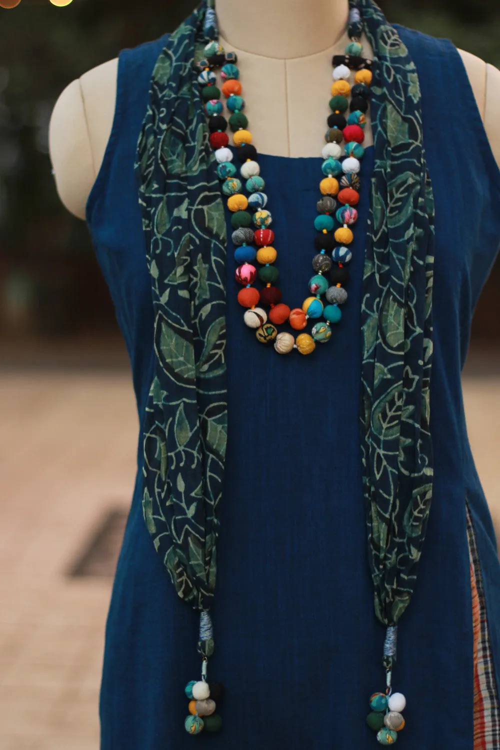 Rangat | Necklace Scarf | Mul Ajrakh | Sea Green Leaves