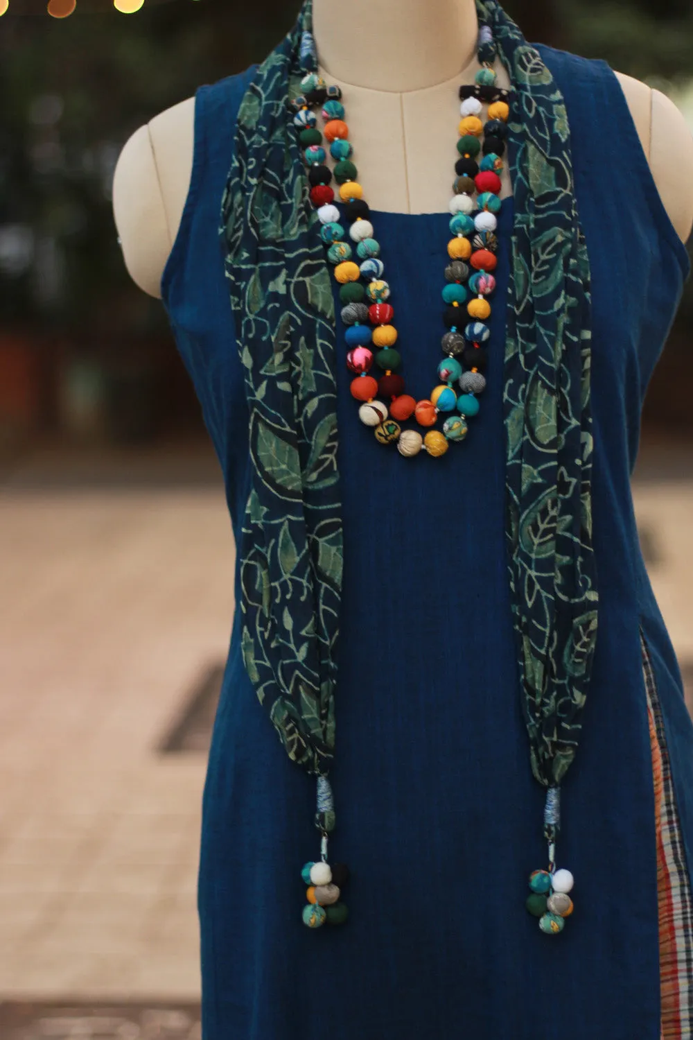 Rangat | Necklace Scarf | Mul Ajrakh | Sea Green Leaves