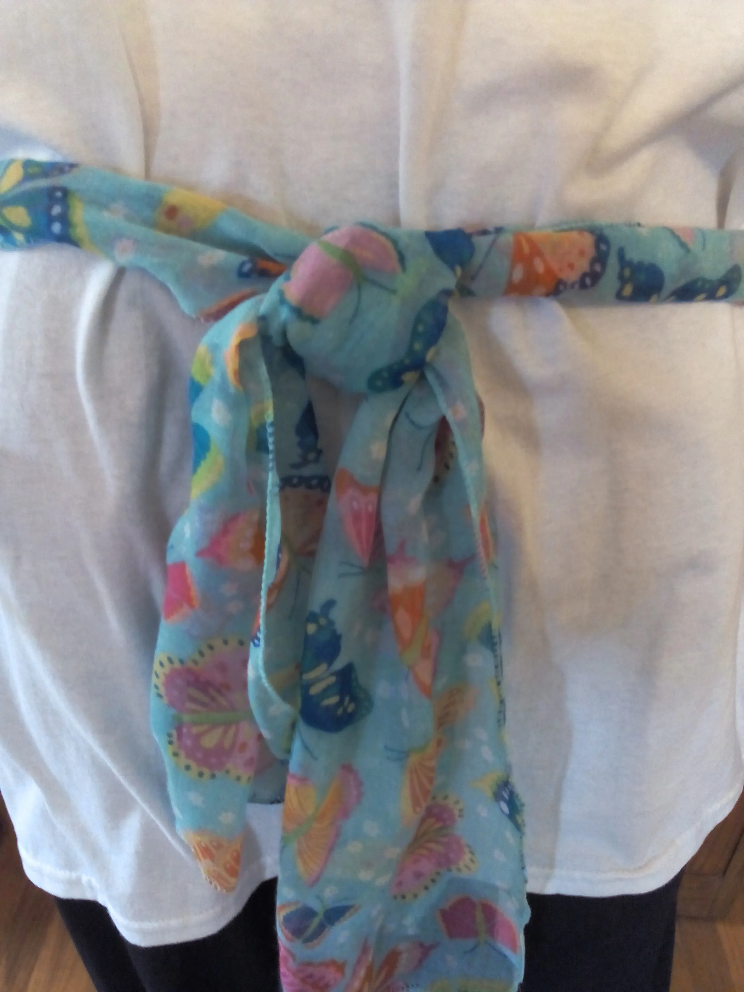 Turquoise Gem Hand Crafted Ladies T-Shirt with Sash plus Necklace Set & Bracelet