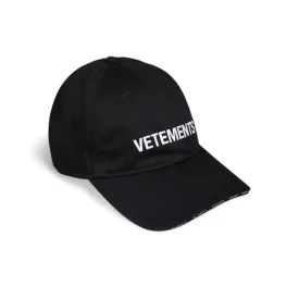 Vetements Kids Iconic Logo Cap